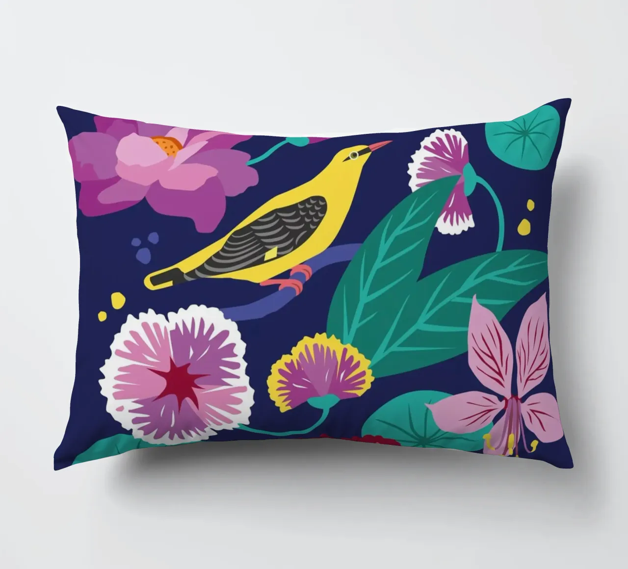 Fiori e uccelli cuscino da Schuhmann Design