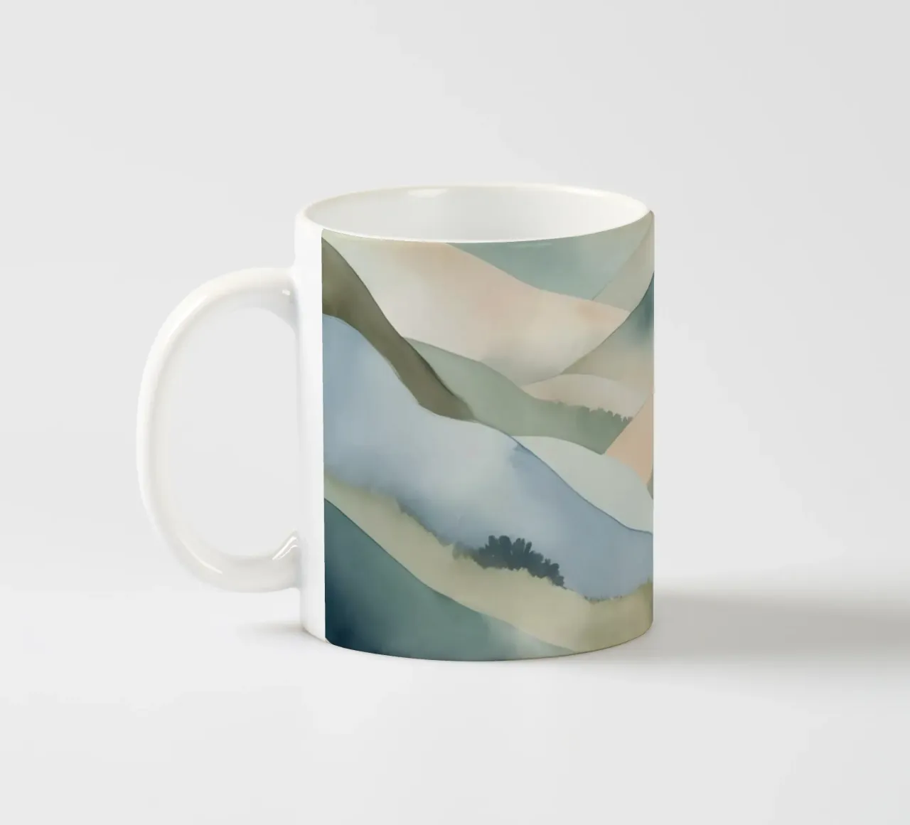 Paesaggio acquerellato di colline stratificate tazza in ceramica da DesignDoodle