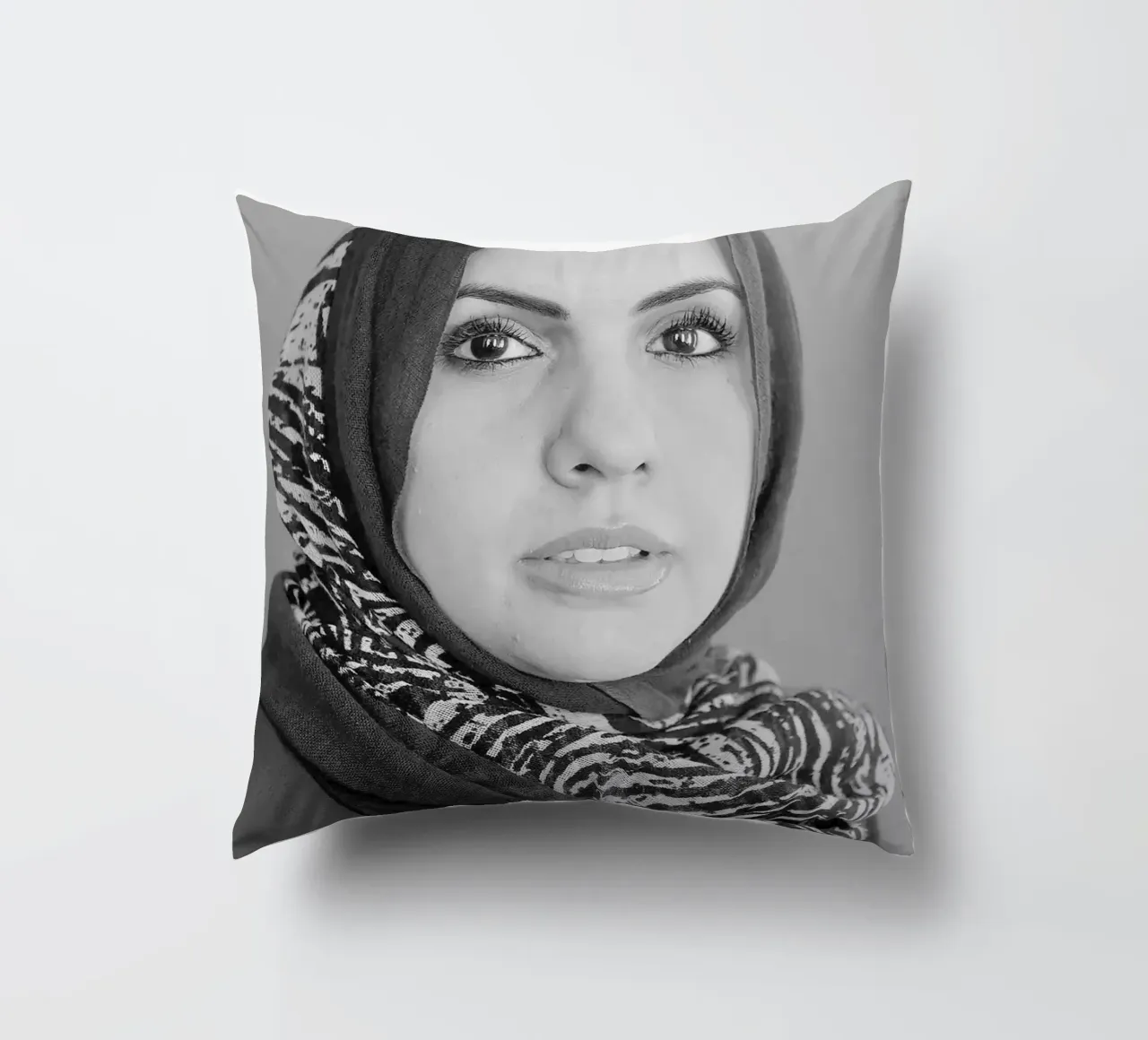Zahra Langhi cuscino da tobyrmattie