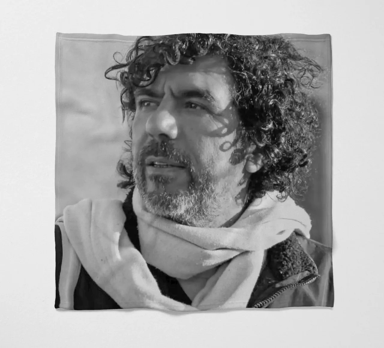 Sulaiman Katib coperta in pile da tobyrmattie
