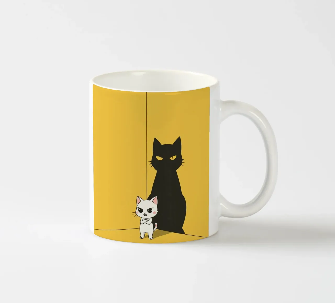 Chat blanc avec ombre noire dans un coin jaune mug en céramique de DesignDoodle