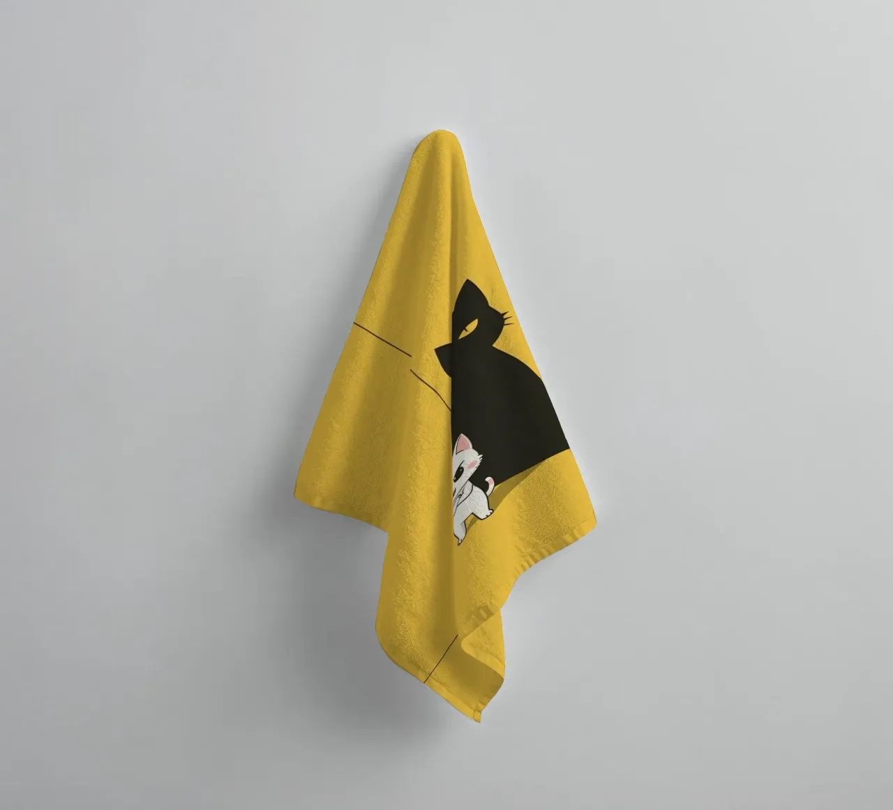 Chat blanc avec ombre noire dans un coin jaune serviette de bain de DesignDoodle