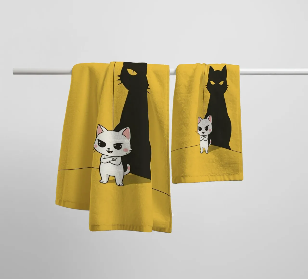 Chat blanc avec ombre noire dans un coin jaune serviette de bain de DesignDoodle