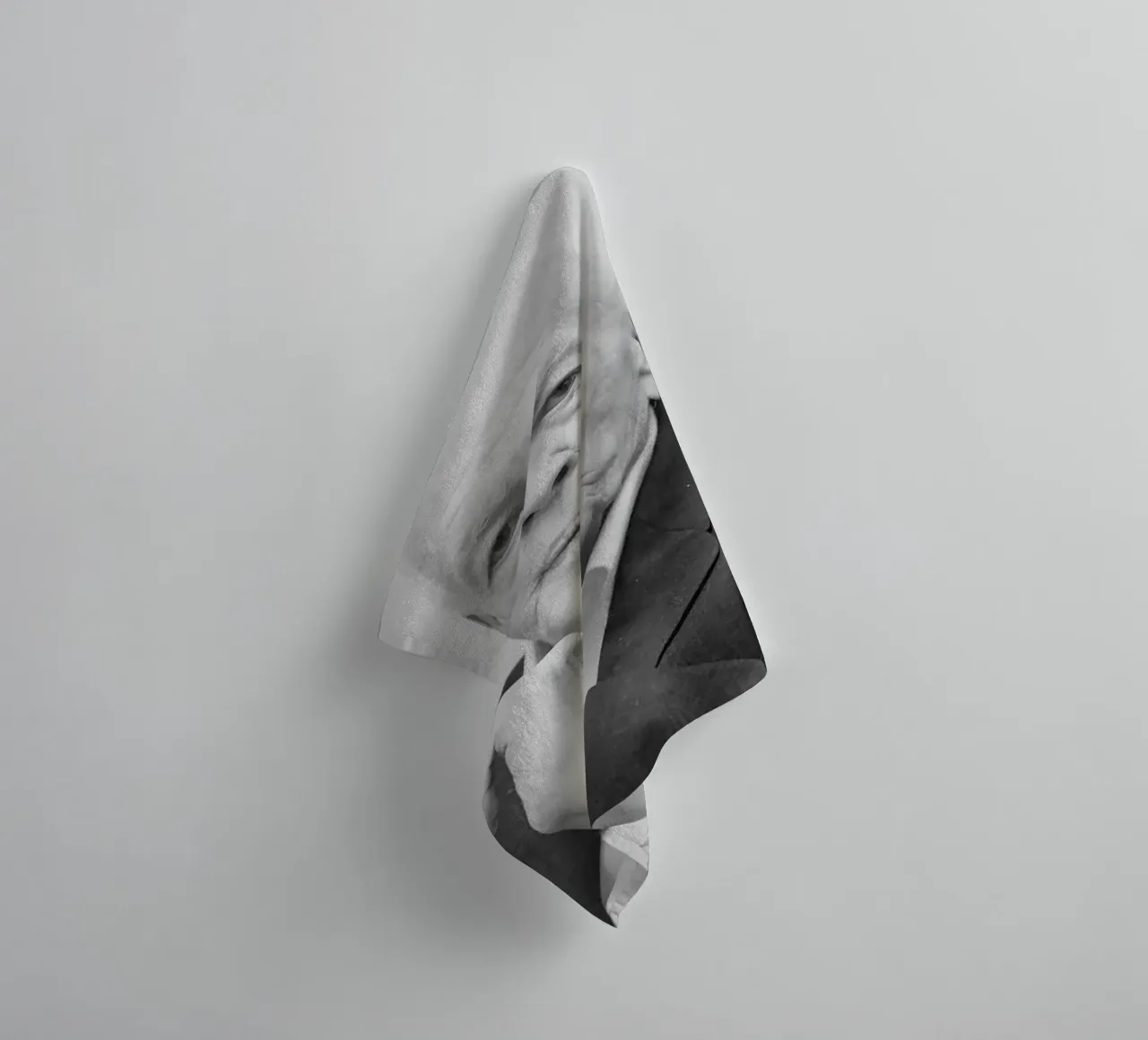 Gene Sharp Handtuch von tobyrmattie