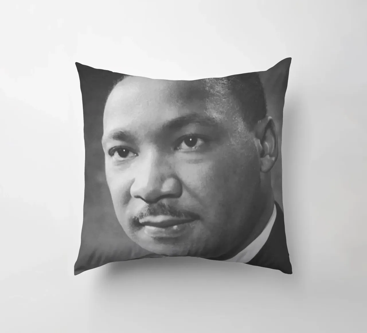 Martin Luther King Jr cuscino da tobyrmattie