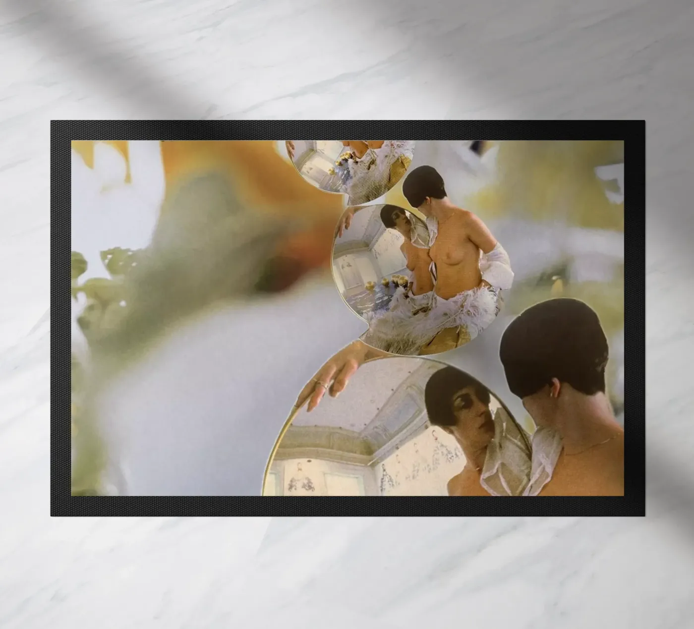 Spiegel deurmat van dekonstruktiv