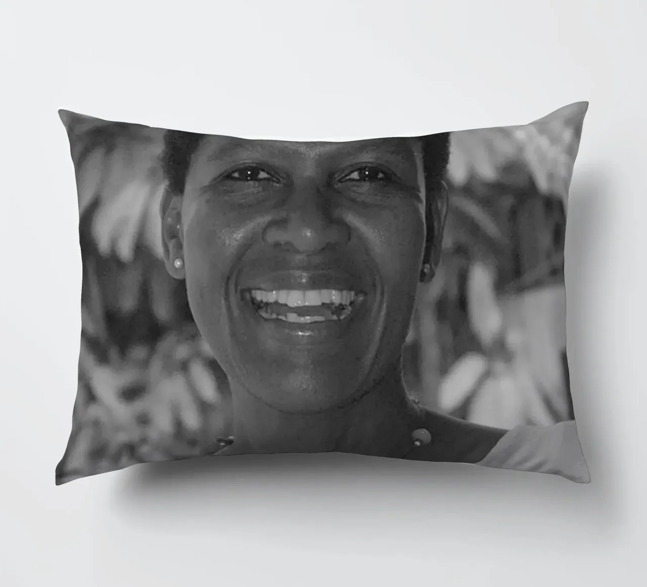 Alice Mogwe cuscino da tobyrmattie