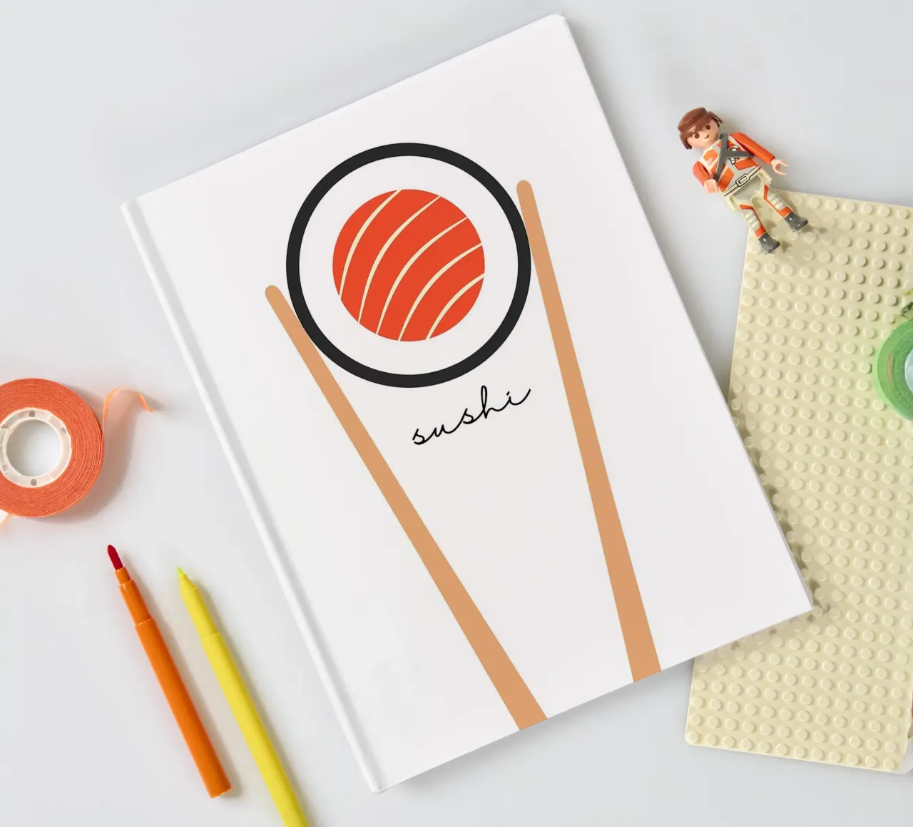 Rouleau de sushi avec baguettes carnet de notes de bazi