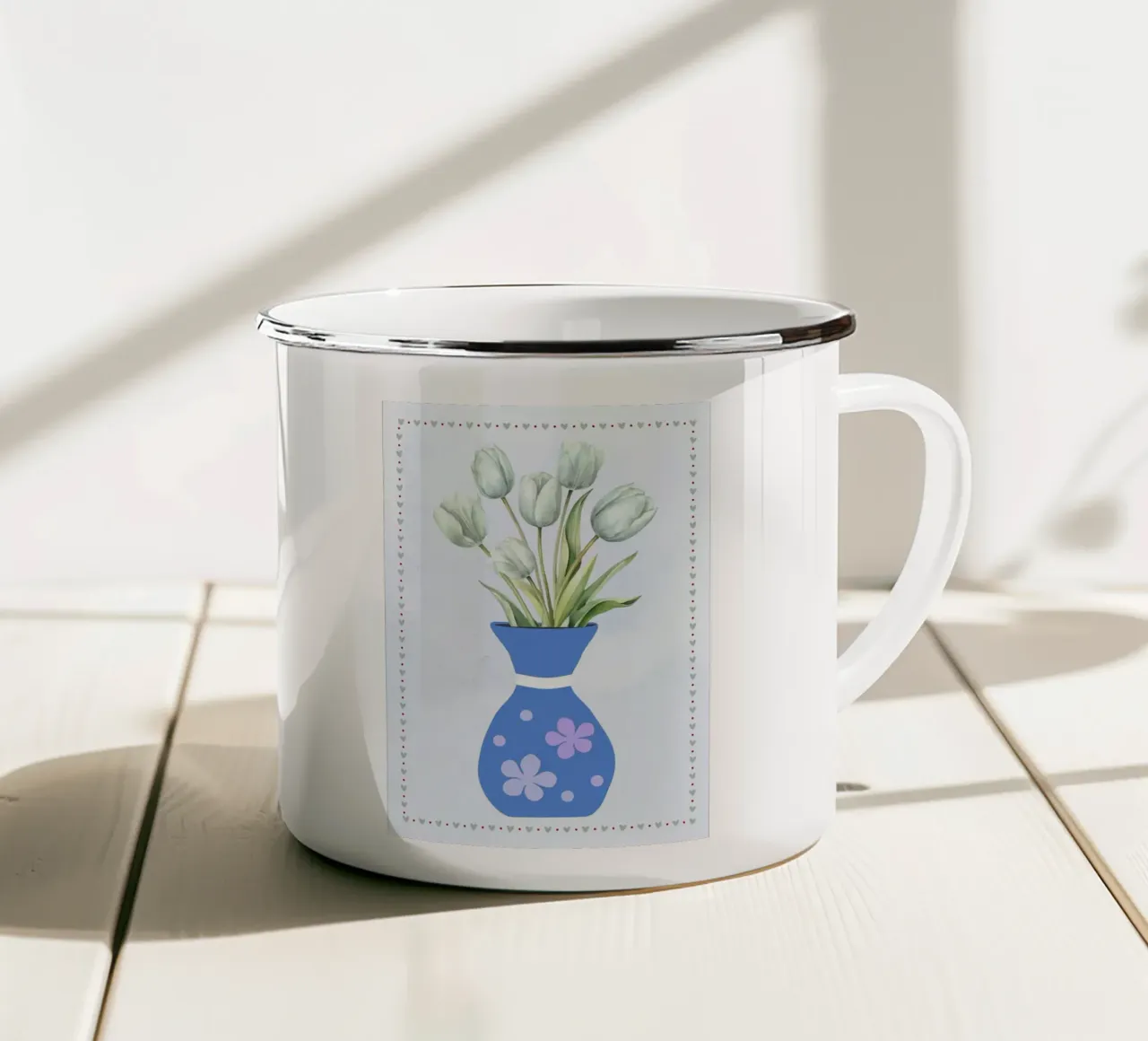 Illustrazione di tulipani in vaso blu tazza in smalto da bazi