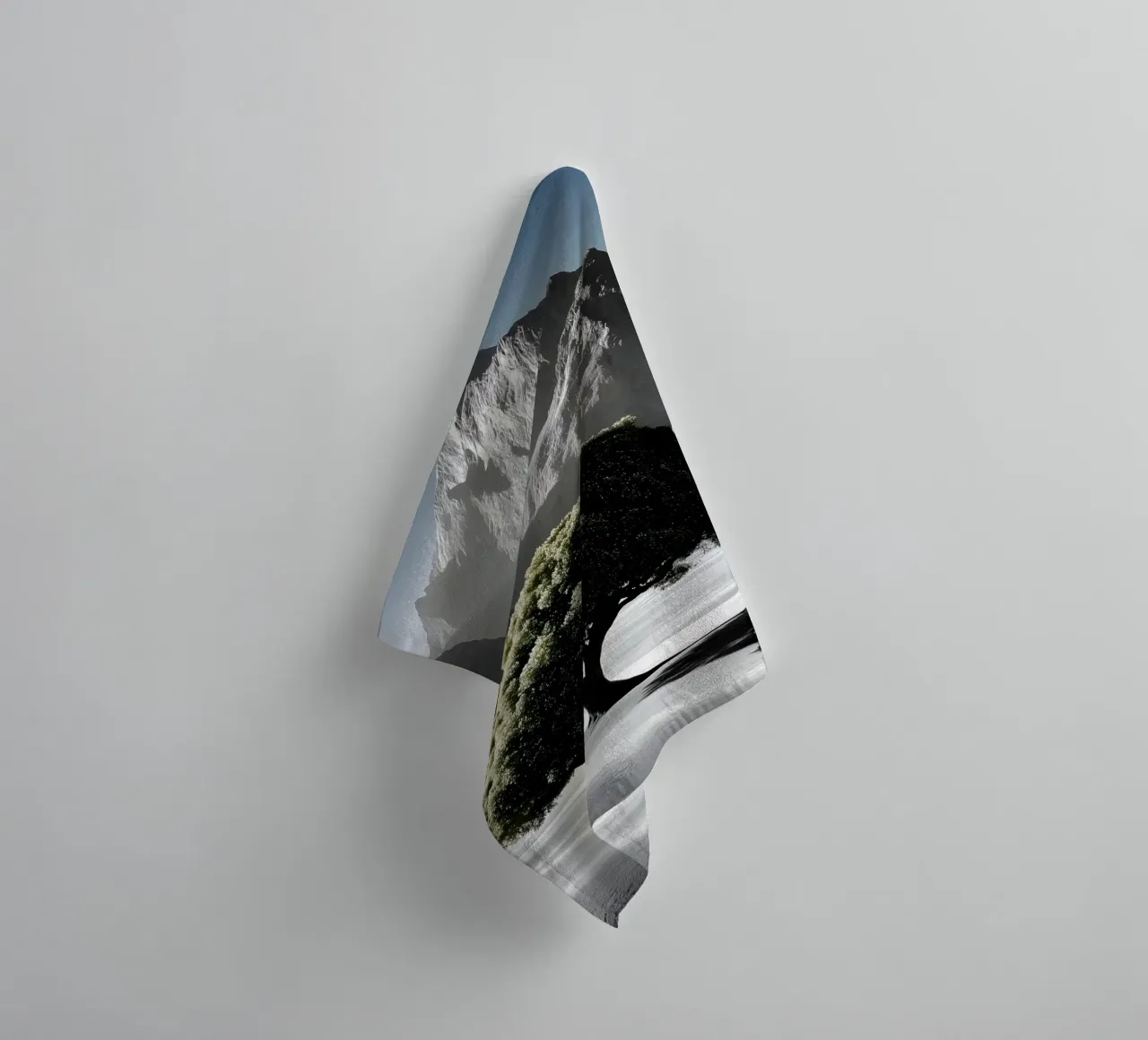 Solitude in Contrast towel by luxi&lace