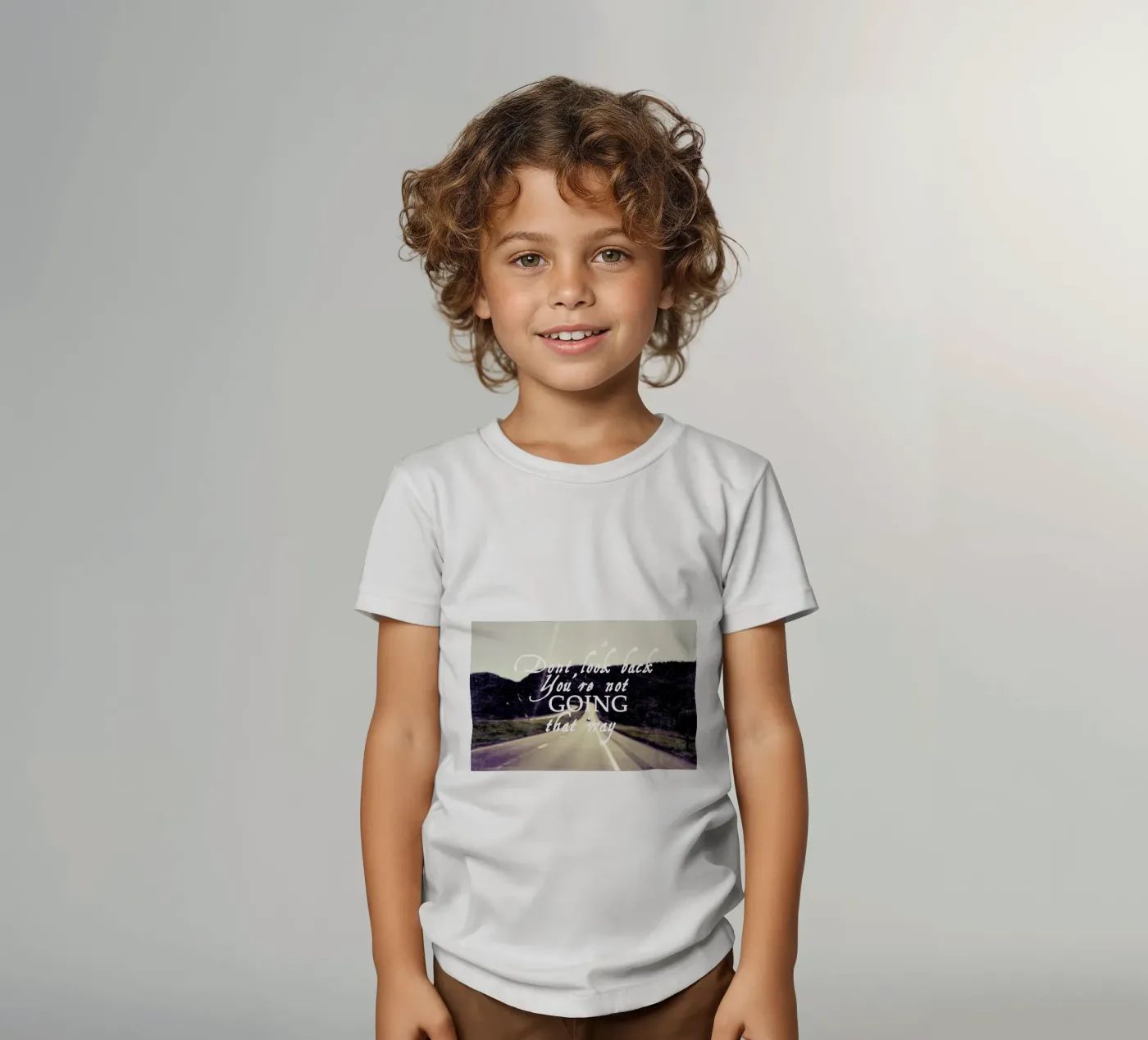 Dont Look Back t-shirt bambini da Vintage Skies