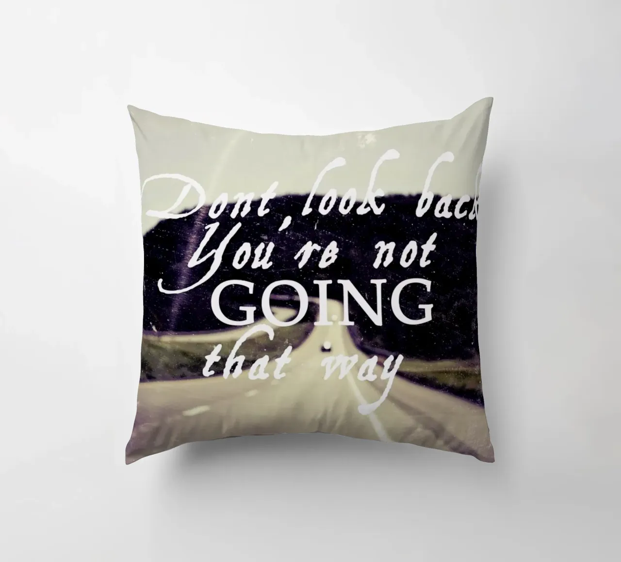 Dont Look Back cuscino da Vintage Skies