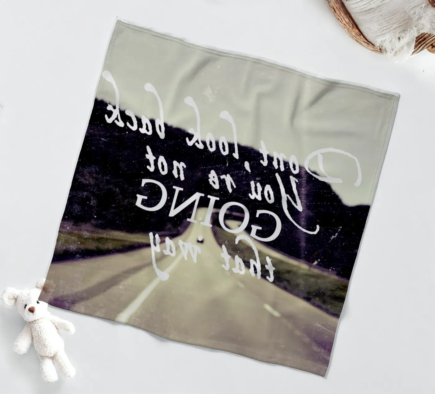 Dont Look Back fleecedeken van Vintage Skies