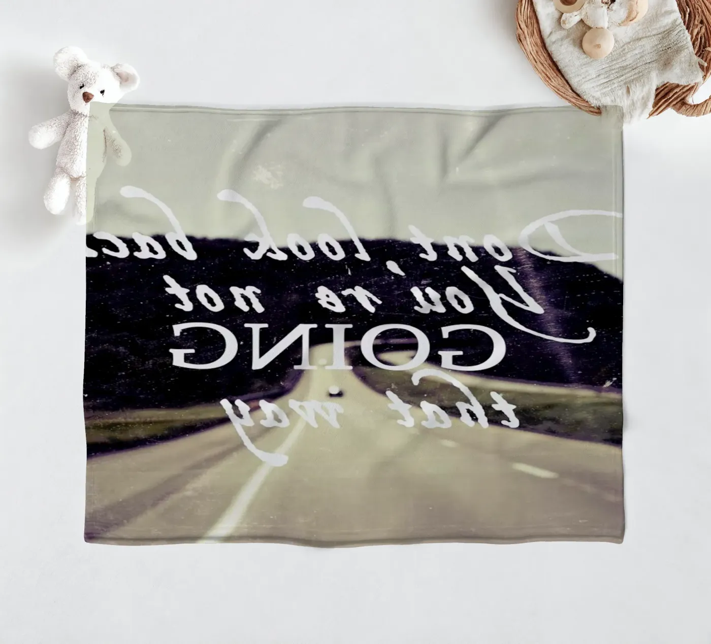 Dont Look Back fleecedeken van Vintage Skies