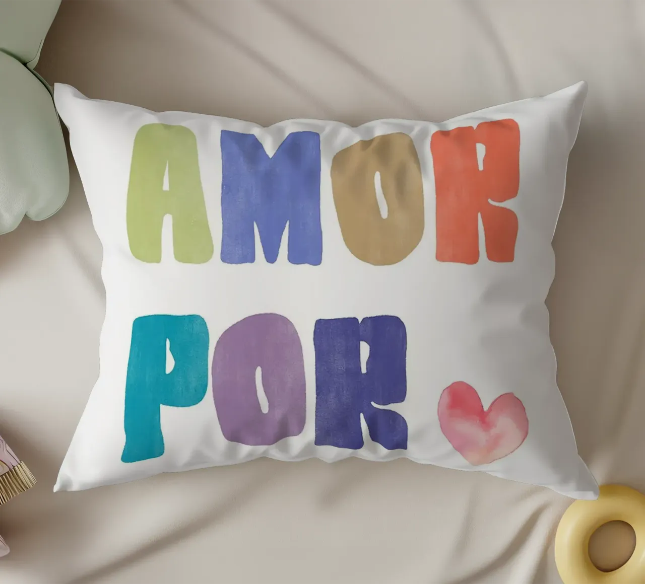 Più amore per favore cuscino da Tory