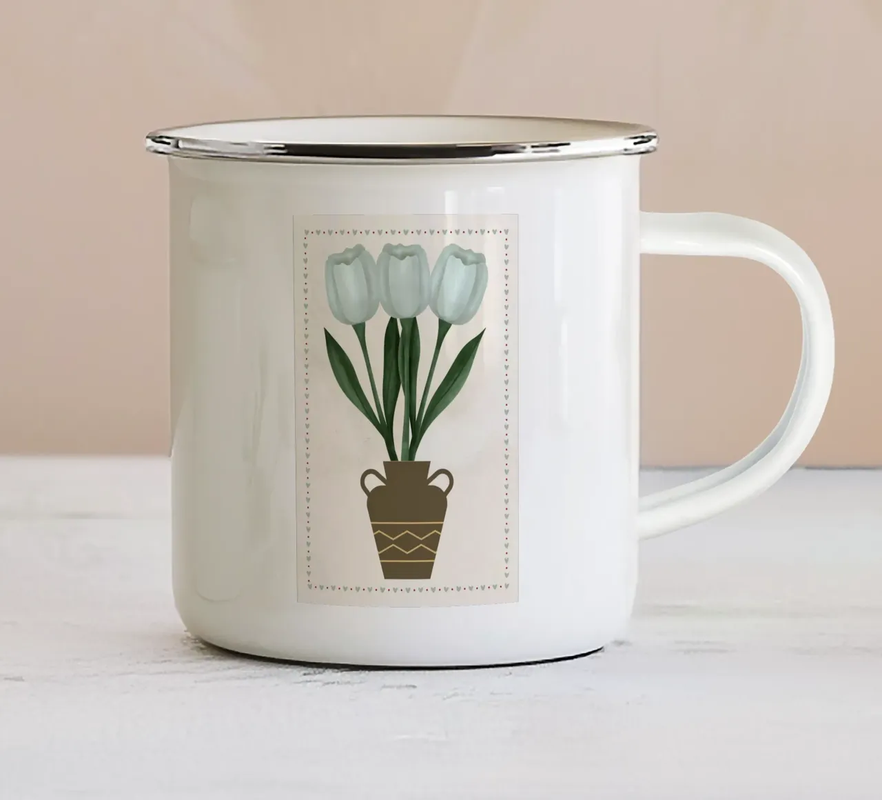 Tulipani in vaso con bordo a cuore tazza in smalto da bazi