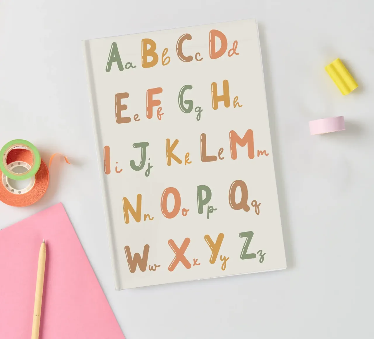 Grafico dell'alfabeto con lettere colorate diario da bazi