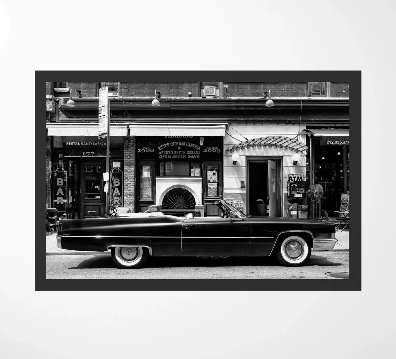 Manhattan nera - Cadillac nera zerbino da Brant Varner