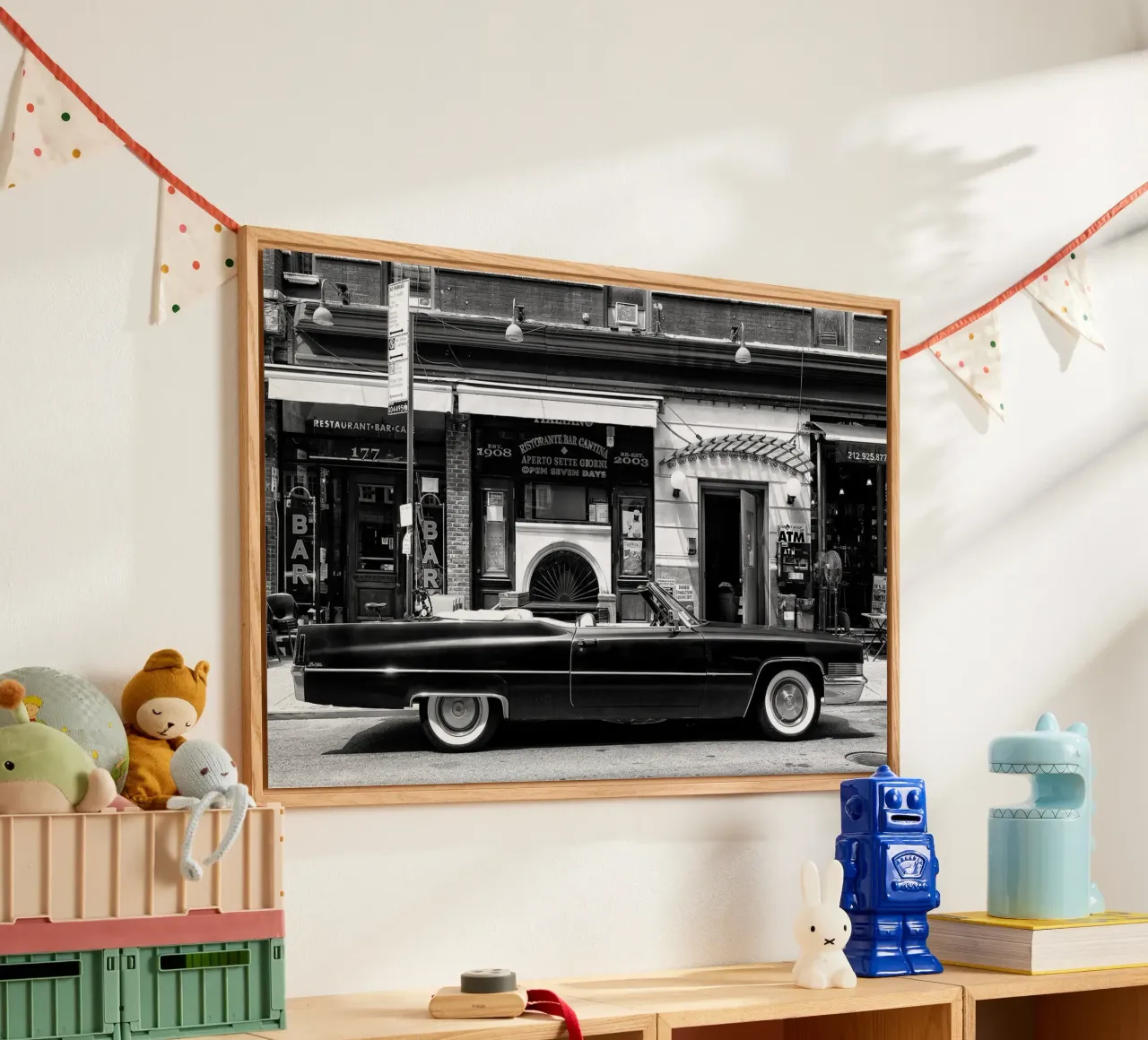 Manhattan nera - Cadillac nera plexiglass da Brant Varner