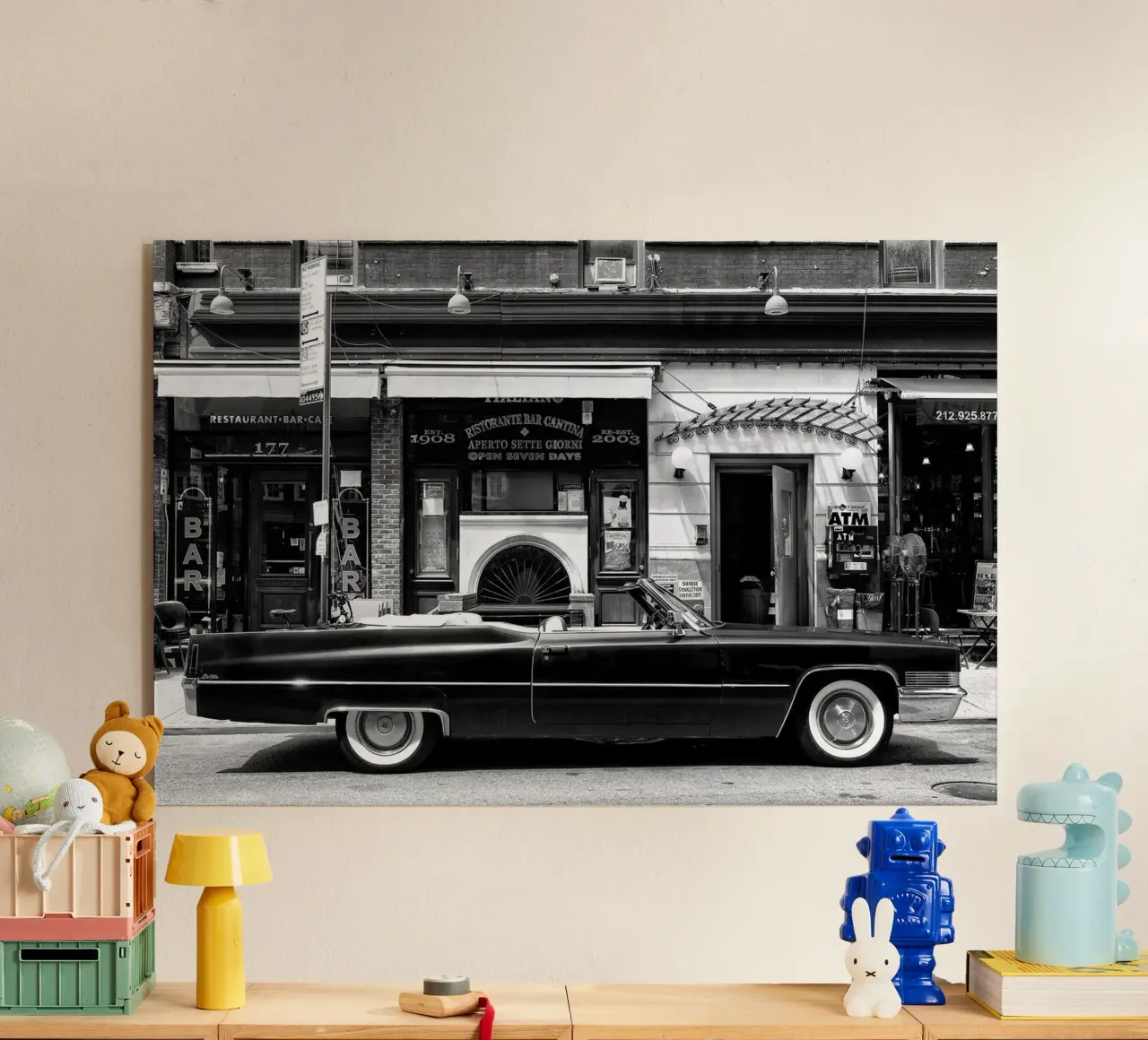 Manhattan nera - Cadillac nera plexiglass da Brant Varner