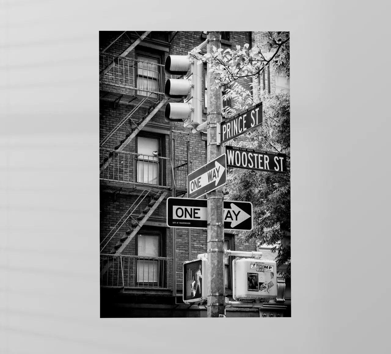 Manhattan nera - Prince Street pellicola backlit da Brant Varner