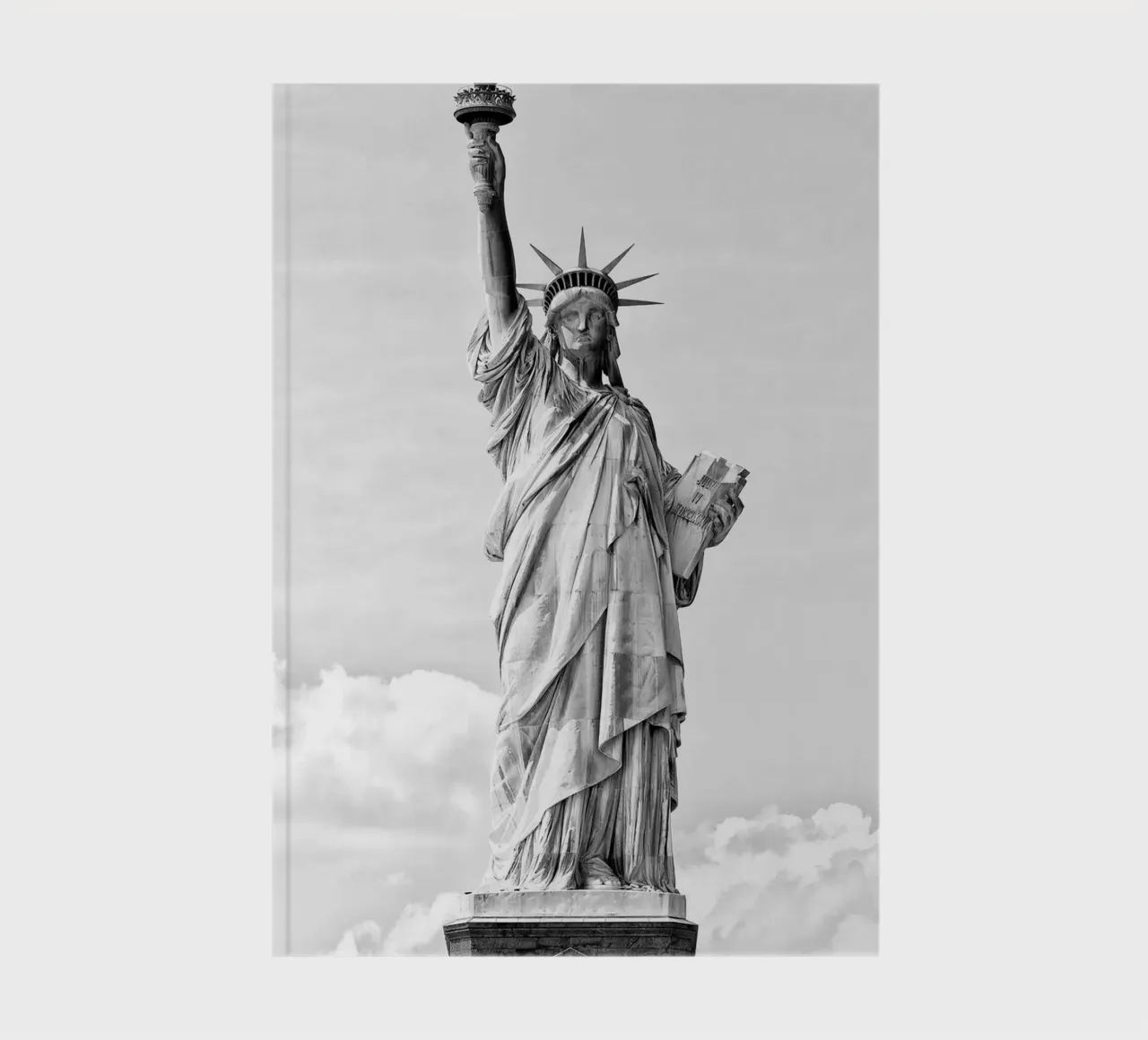 Manhattan nera - Statua della Libertà diario da Brant Varner
