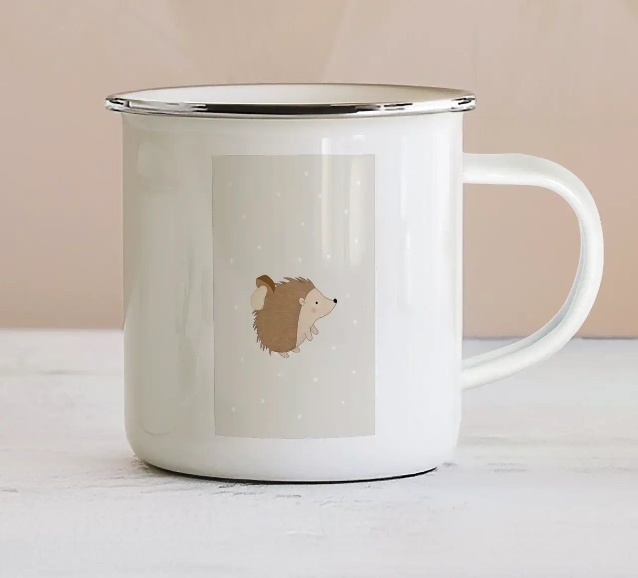 Un simpatico riccio tazza in smalto da apple crumble