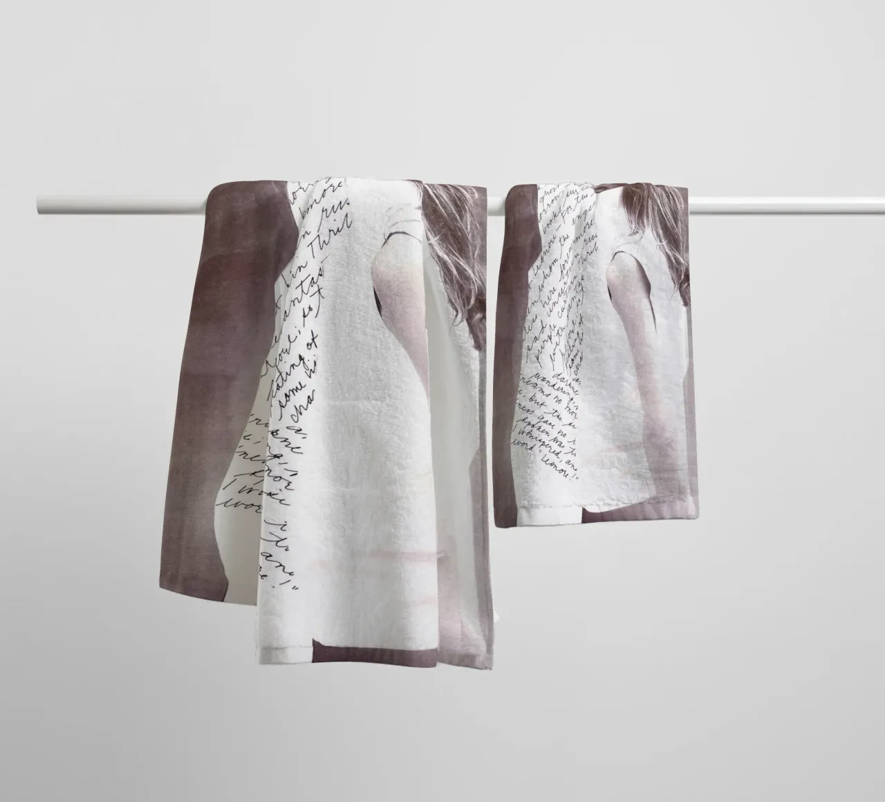 Scribble towel by dekonstruktiv