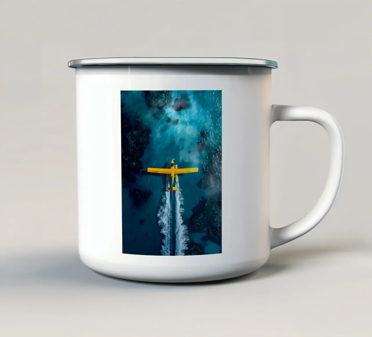 Volo tropicale tazza in smalto da PosterByFly