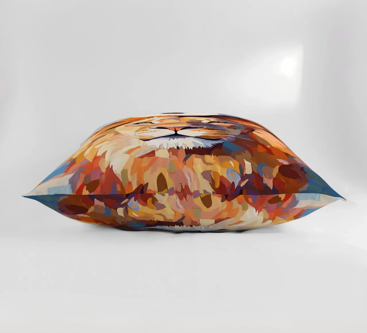 Leone con cappello a rotolo di carta igienica cuscino da JoyWalkerShop