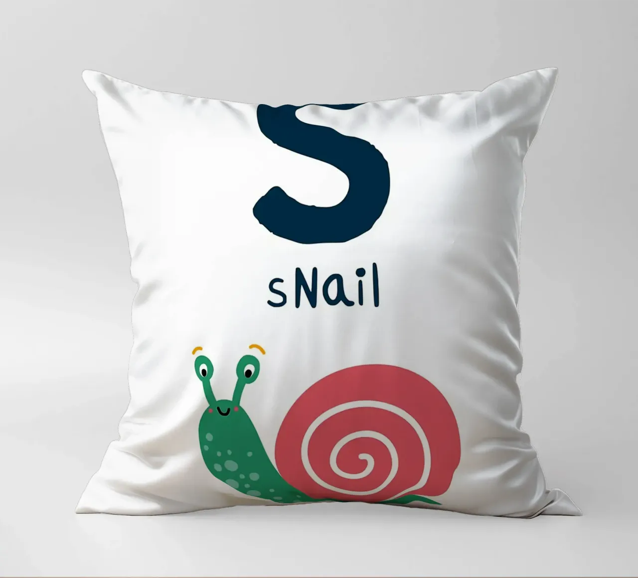 S come illustrazione di lumache cuscino da Noah Bouchard