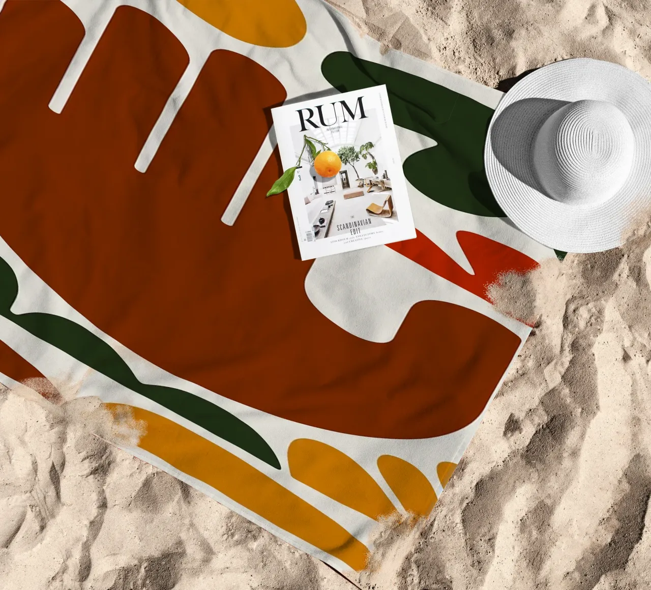 Mano astratta con forme geometriche telo mare da Damion Francis