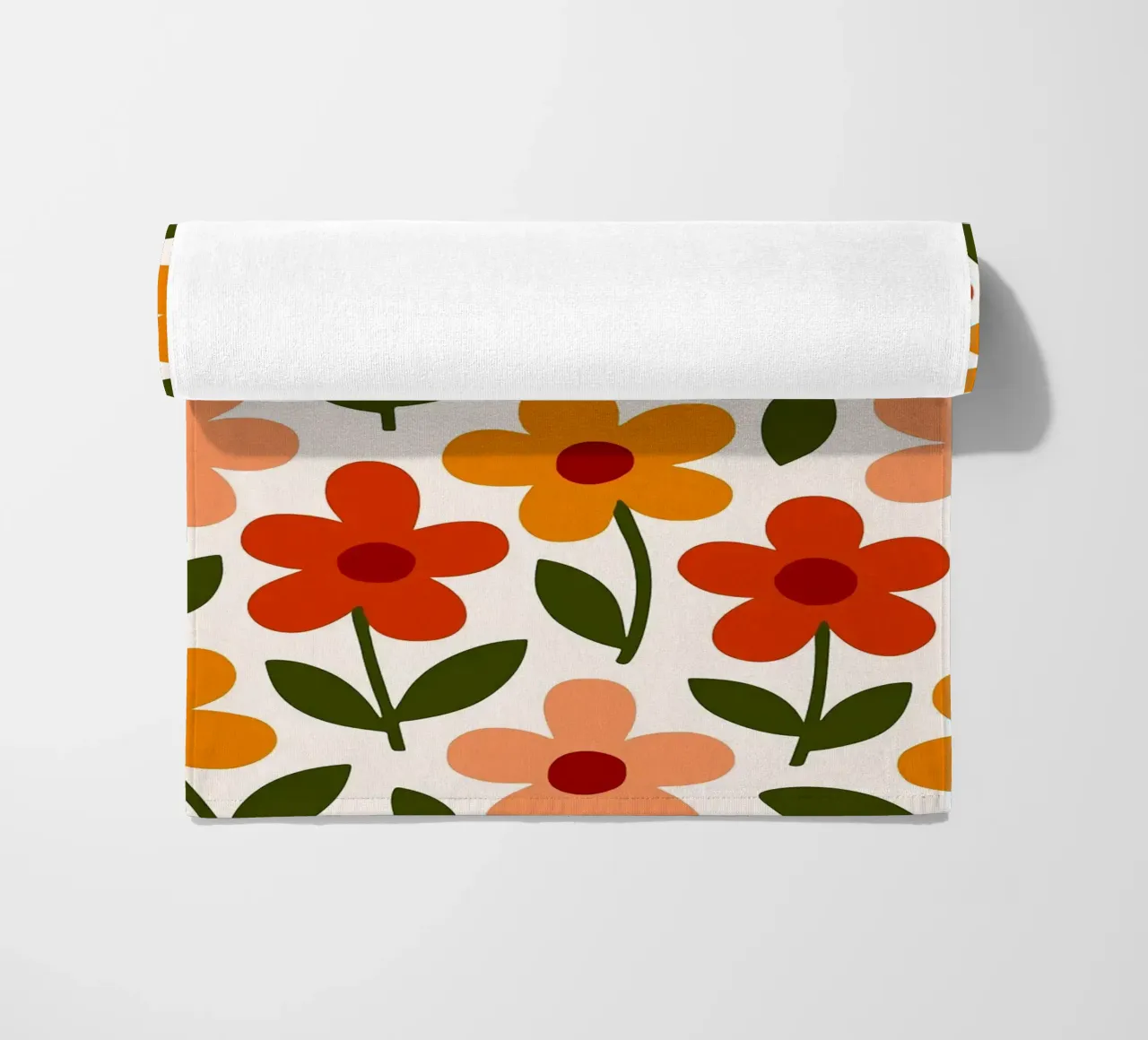 Retro Floral Pattern telo mare da Damion Francis