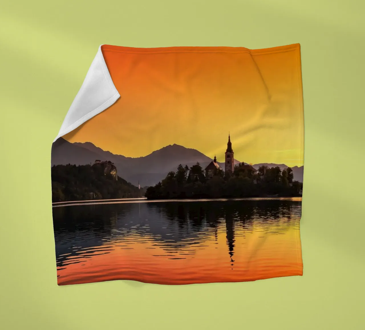 BLED 01 coperta in pile da Tom Uhlenberg