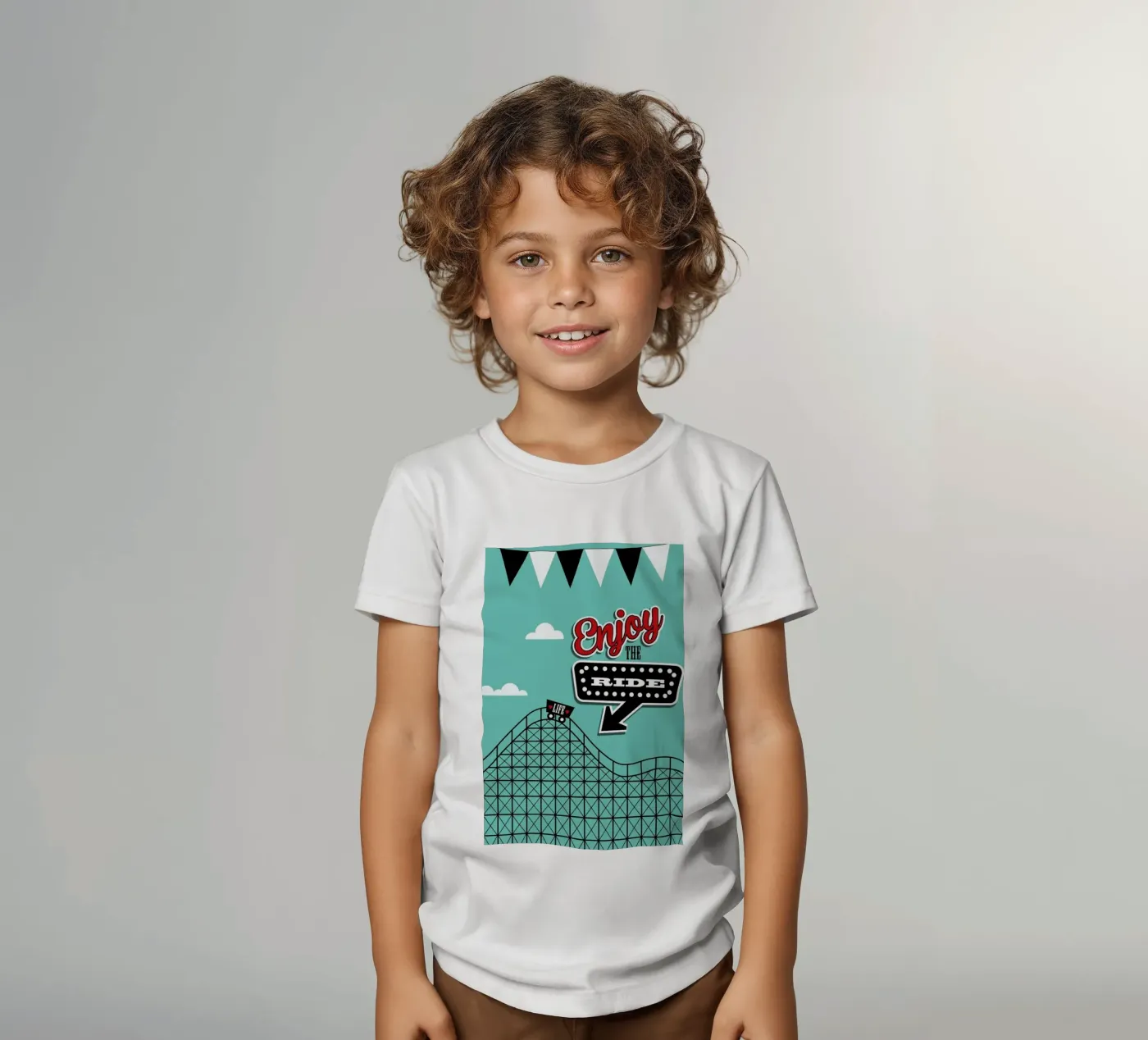 Enjoy t-shirt bambini da Trabolt Design