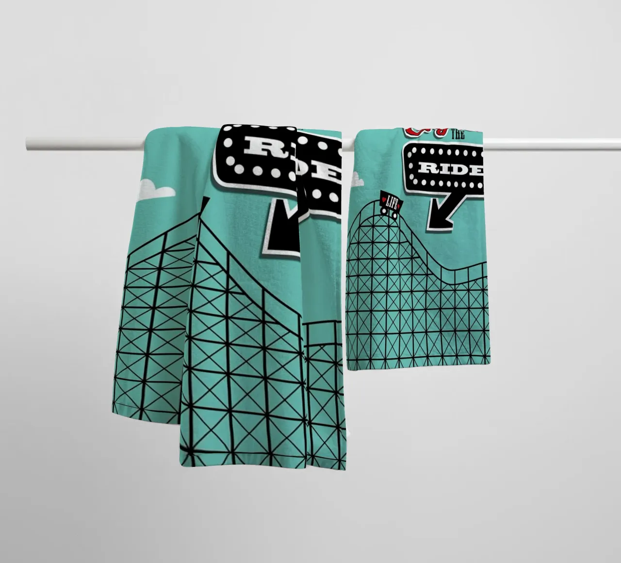 Enjoy badhanddoek van Trabolt Design