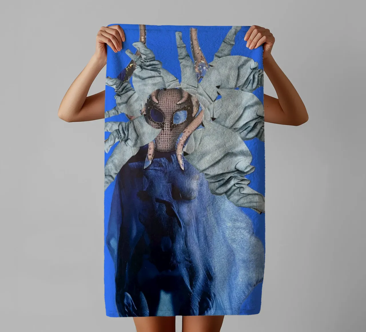 Monstera towel by dekonstruktiv