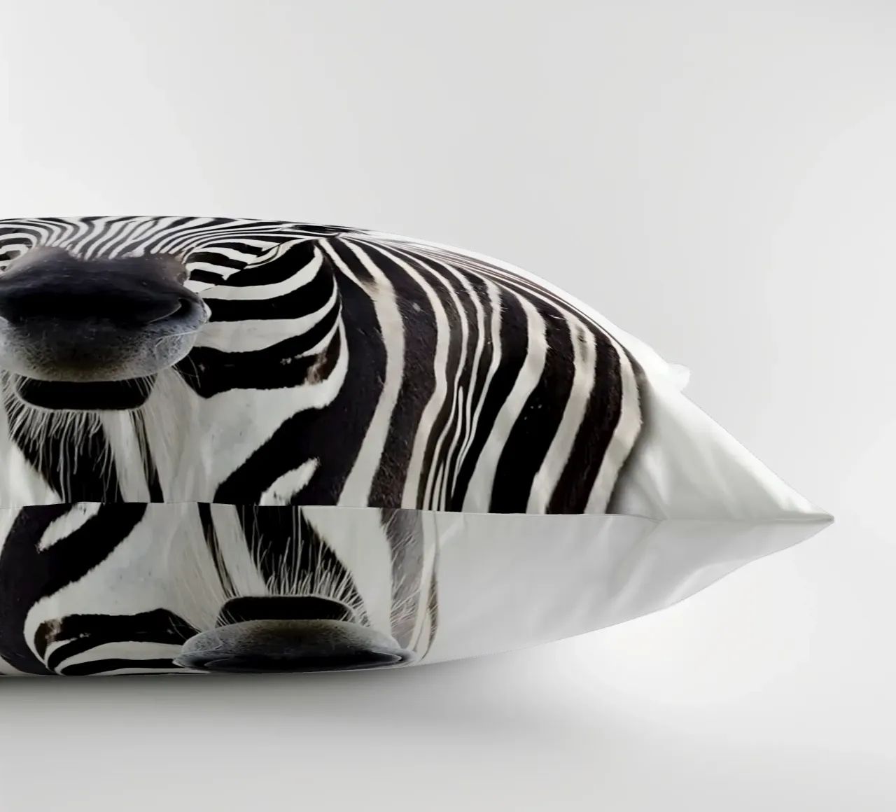 Ritratto di zebra cuscino da Pixel Boy