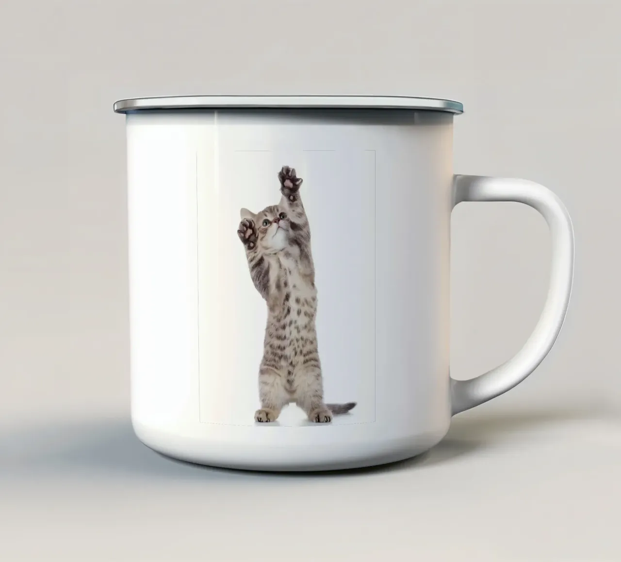 Zampe in su! tazza in smalto da Pixel Boy