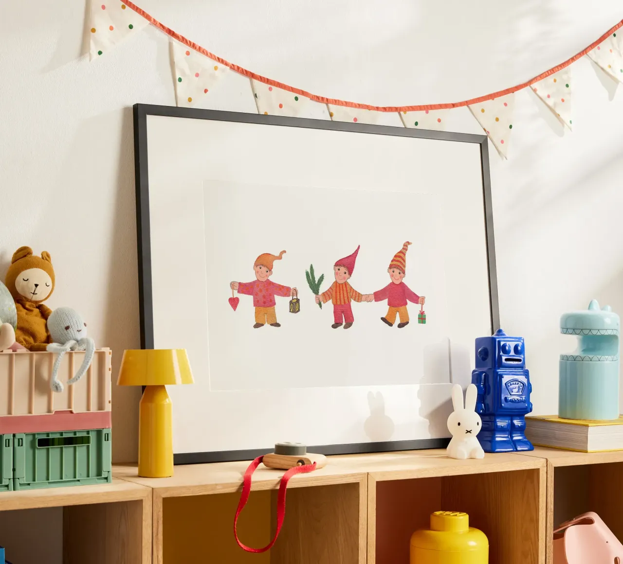 Piccoli gnomi di Natale poster con telaio in legno da Farbwelten