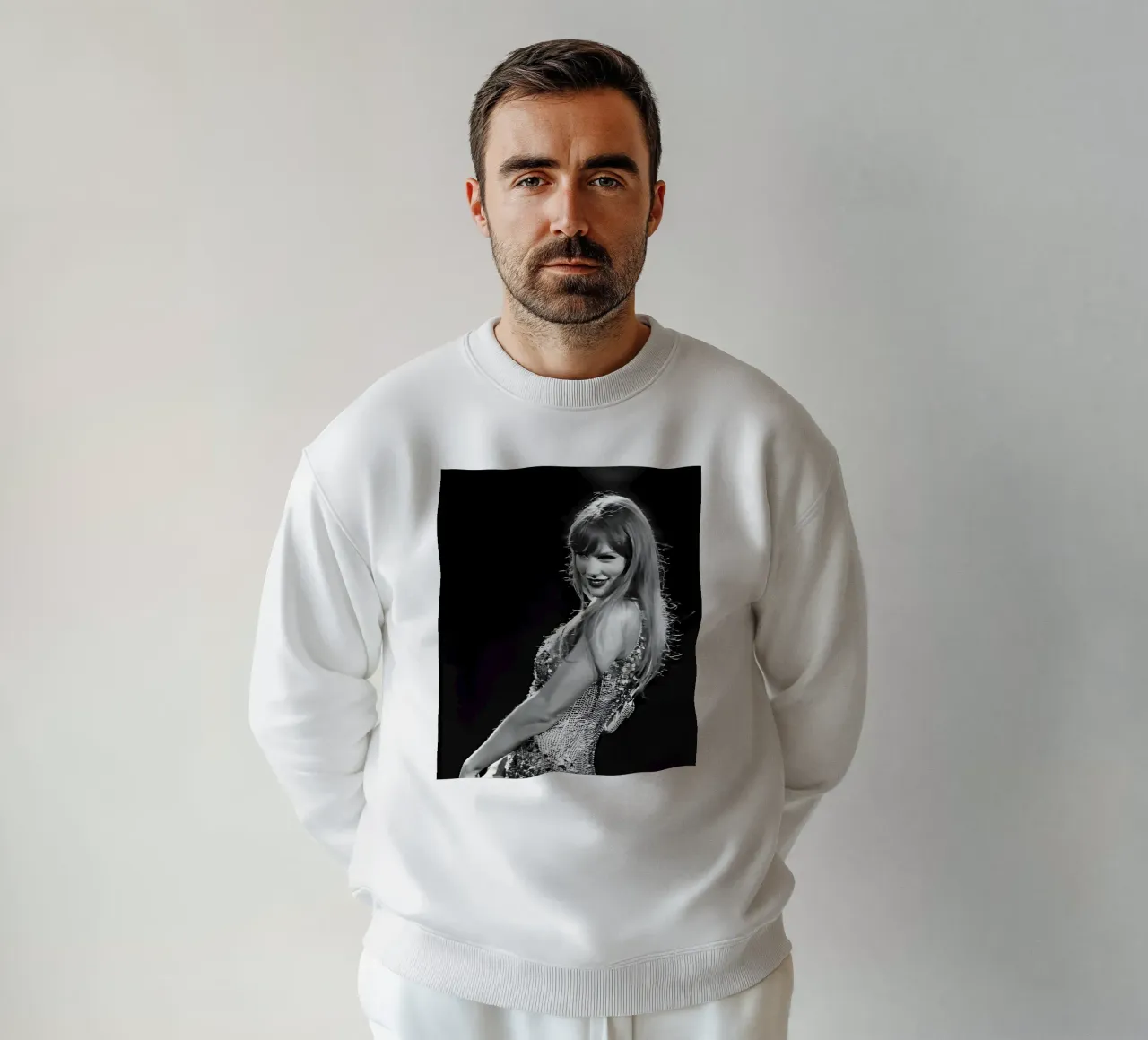 Taylor Swift op het podium sweatshirt van vintage singer