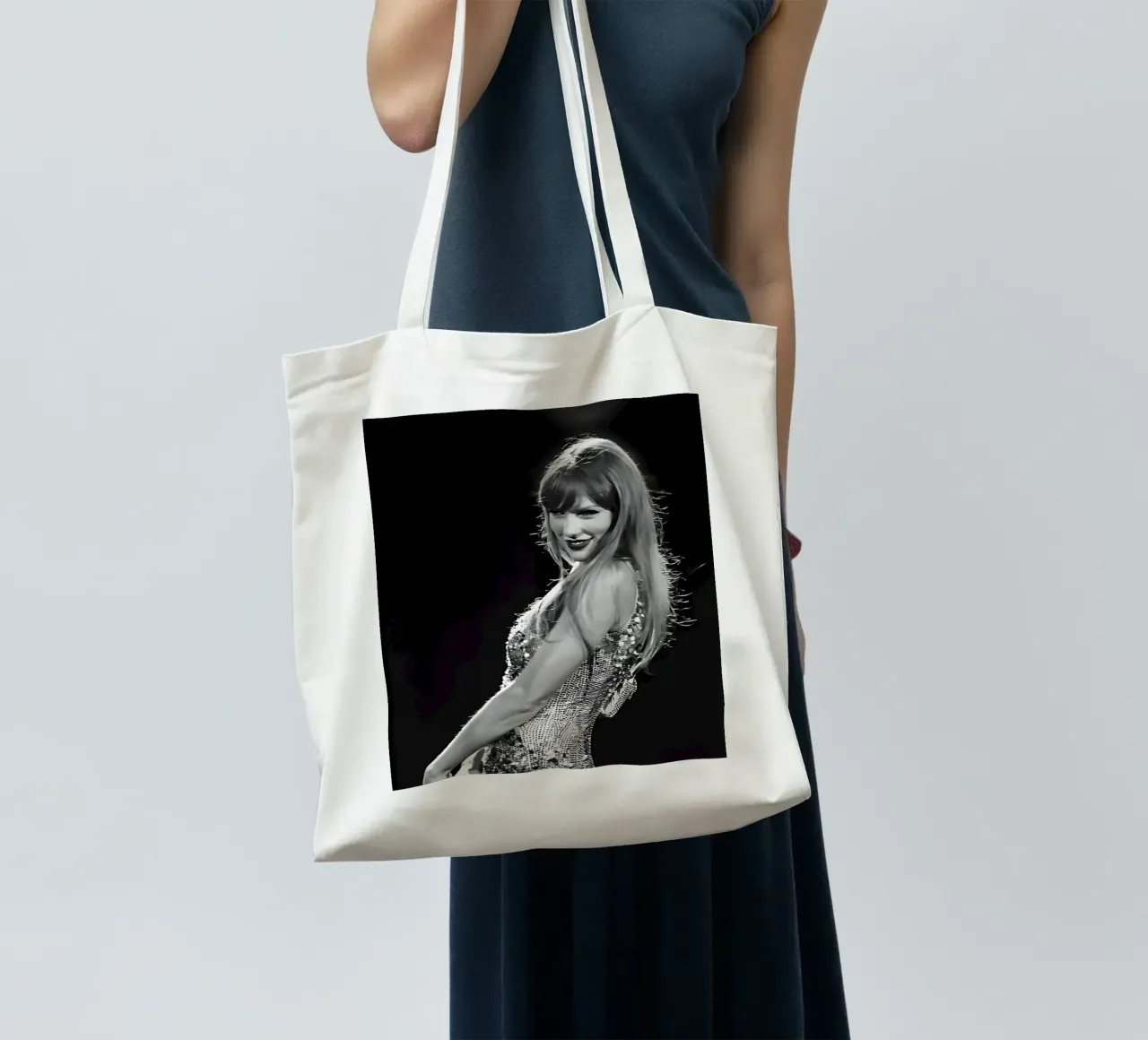 Taylor Swift sul palco borsa in juta da vintage singer