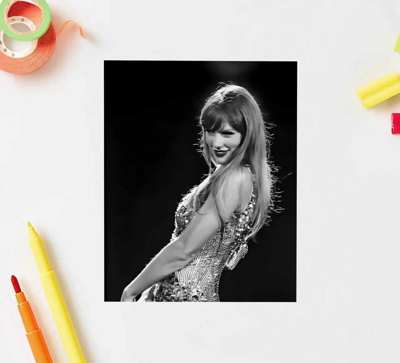 Taylor Swift en el escenario pegatina de vintage singer