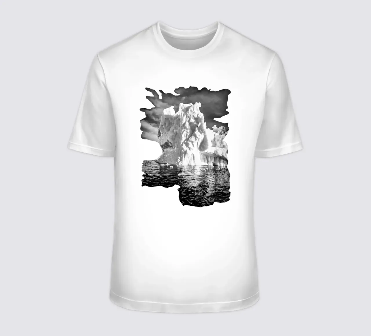 Iceberg nell'Oceano Artico in Groenlandia in monocromia t-shirt da DiveDuke