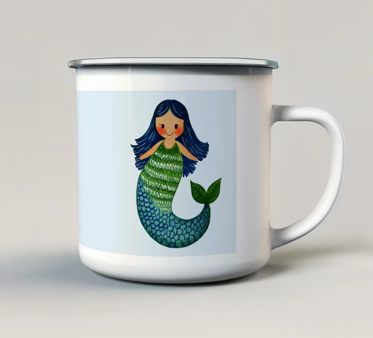 Sirenetta tazza in smalto da Curious Canvas