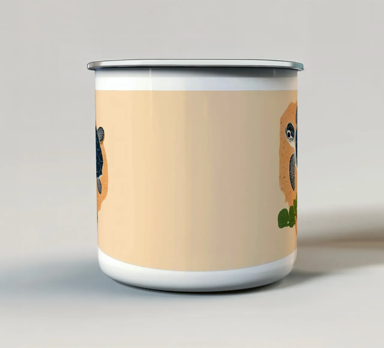 Tartaruga marina tazza in smalto da Curious Canvas