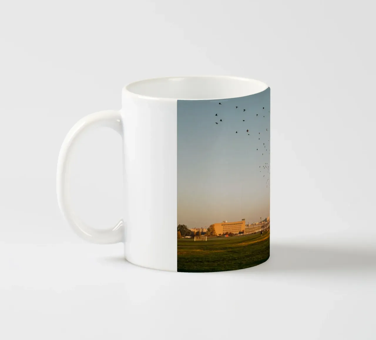 Una mattina d'autunno a Berlino | Tempelhofer Feld tazza in ceramica da Bold and Retro