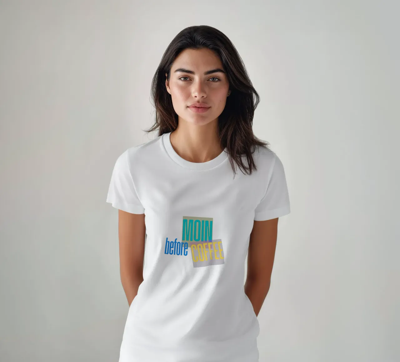 „MOIN before COFFEE“ – Witziges norddeutsches Kaffee-Motiv t-shirt da Fies&Fein