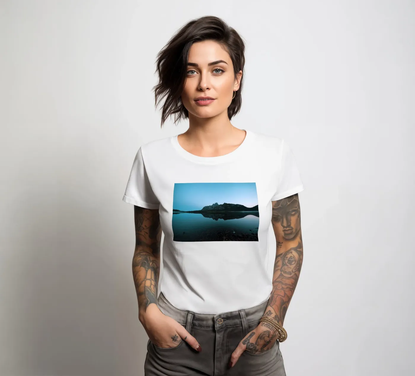 Mountain Reflection t-shirt da donna da Fjöllart
