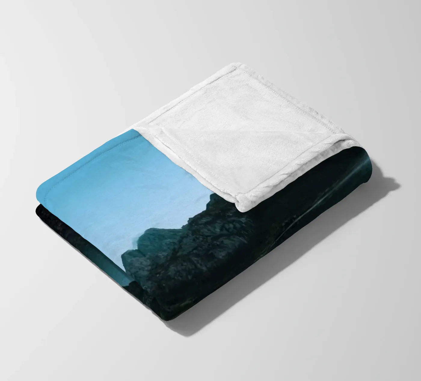 Mountain Reflection fleece blanket by Fjöllart